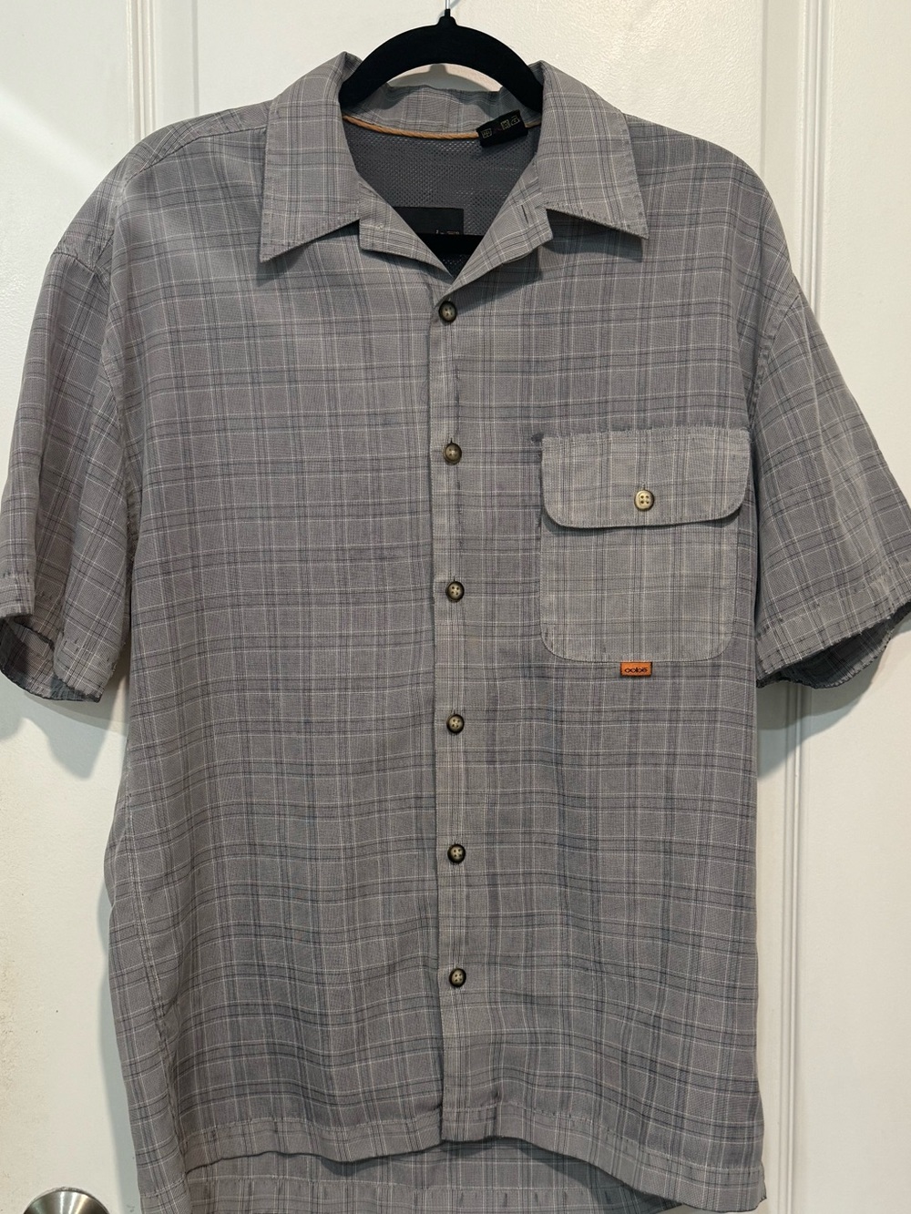 Oobe' Men's Short Sleeve Plaid Dress Shirt in Gray